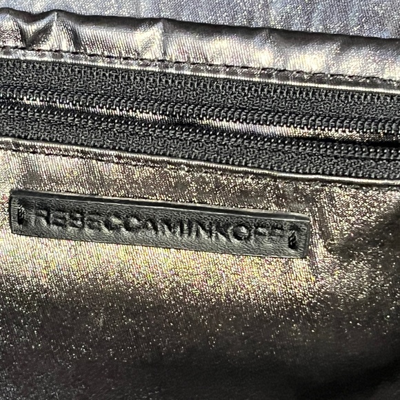 Rebecca Minkoff cross-body bag, with pockets. Distressed silver. - Picture 11 of 16
